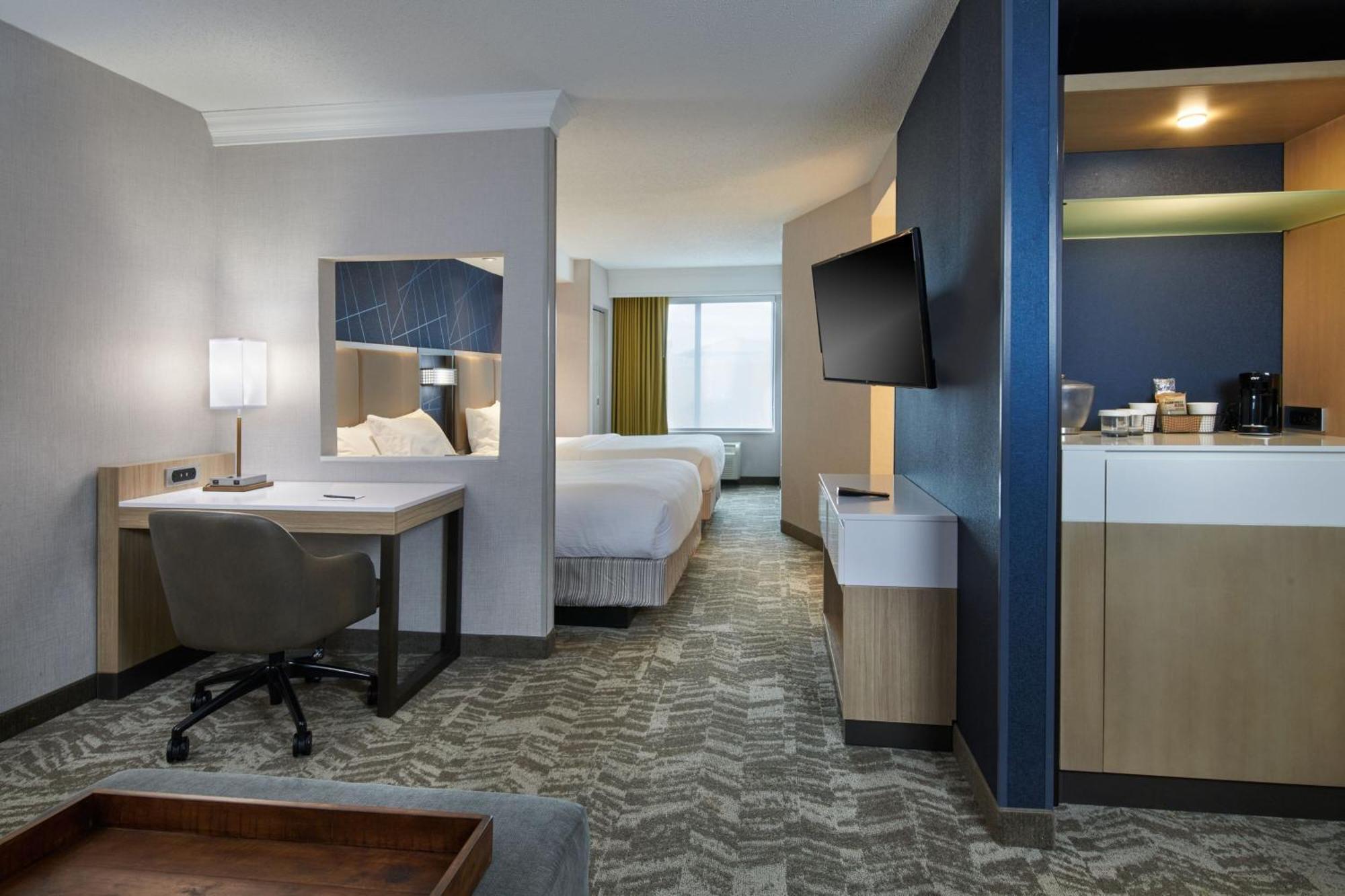 Springhill Suites Detroit Southfield Exterior photo