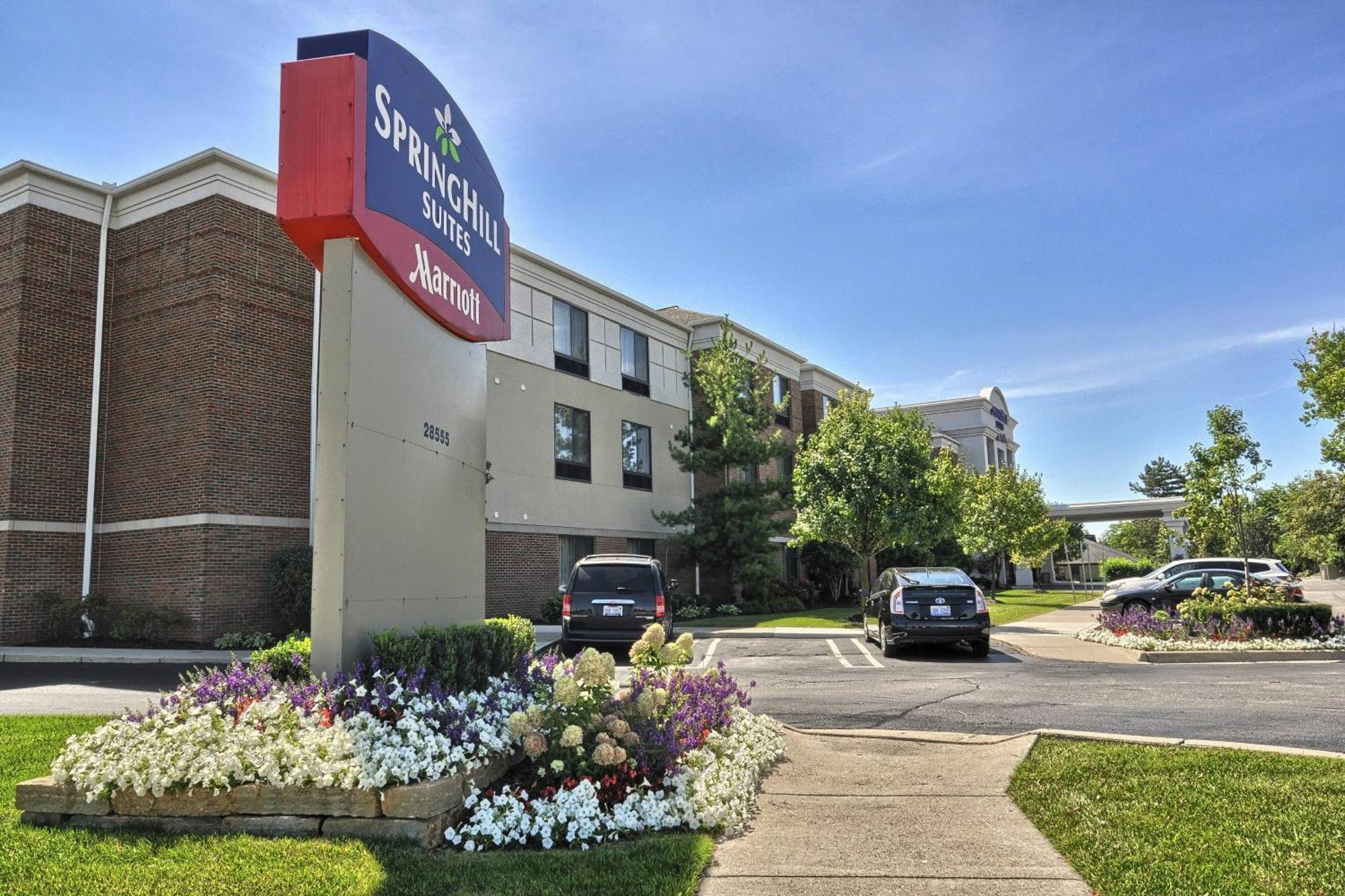 Springhill Suites Detroit Southfield Exterior photo